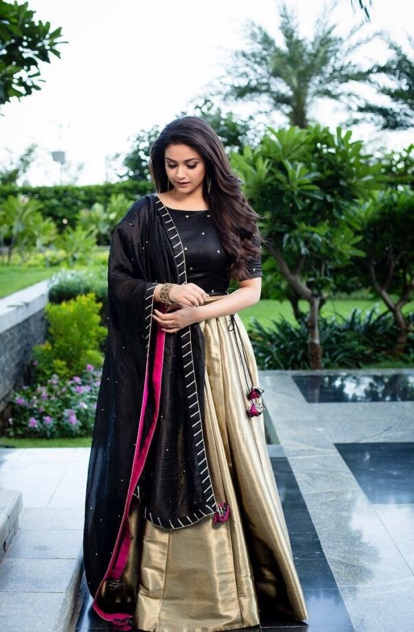 3 Looks Of Keerthy Suresh In Lehenga Which Will Stun You, See Here - 2