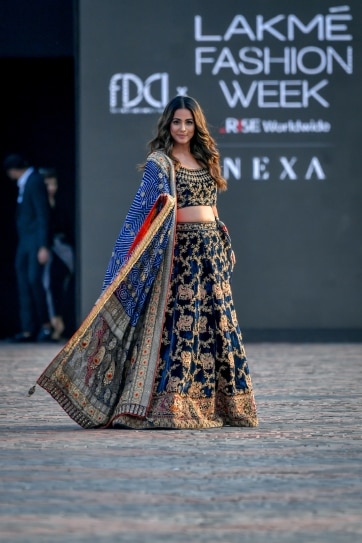 Athiya Shetty, Ananya Panday, Hina Khan To Pooja Hegde: Check Out Best Celebrities Looks At Lakme Fashion Week 2021 - 2