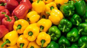 Health Benefits Of Red Yellow And Green Bell Peppers