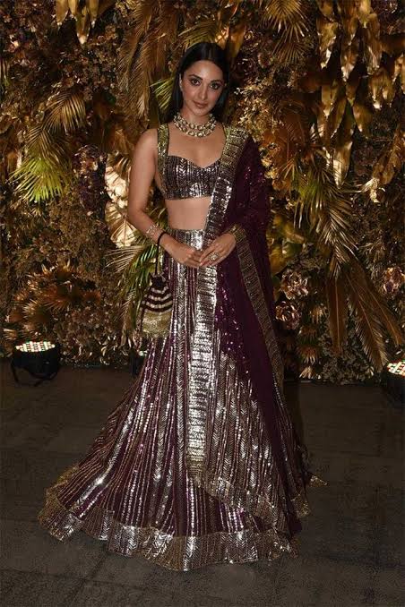 Cues From Kiara Advani To Karisma Kapoor To Get Majestic Lehenga Looks - 3