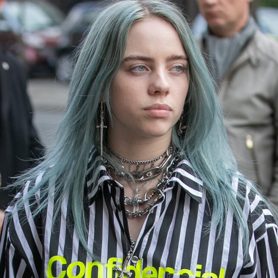 Avril Lavigne Vs Billie Eilish: Crazy Hair Colours You Would Try? - 2