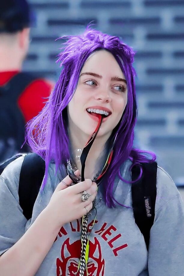 Avril Lavigne Vs Billie Eilish: Crazy Hair Colours You Would Try? - 1