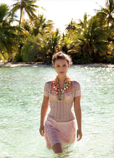 Beach Babes!! Jennifer Lawrence, Kiera Knightley To Natalie Portman Raise The Heat By Their Exotic Beach Looks - 4