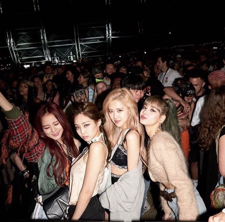 BLACKPINK Jisoo, Jennie, Rose And Lisa’s These Pictures Are Perfect For Sundowner Party - 0