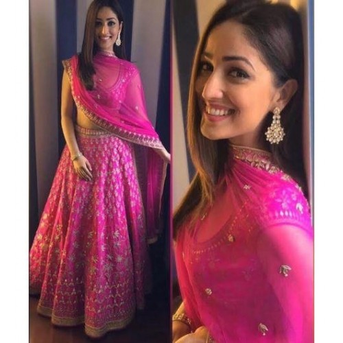 Bollywood Divas Shine In Mirror Work Outfit: From Yami Gautam To Sonakshi Sinha - 0