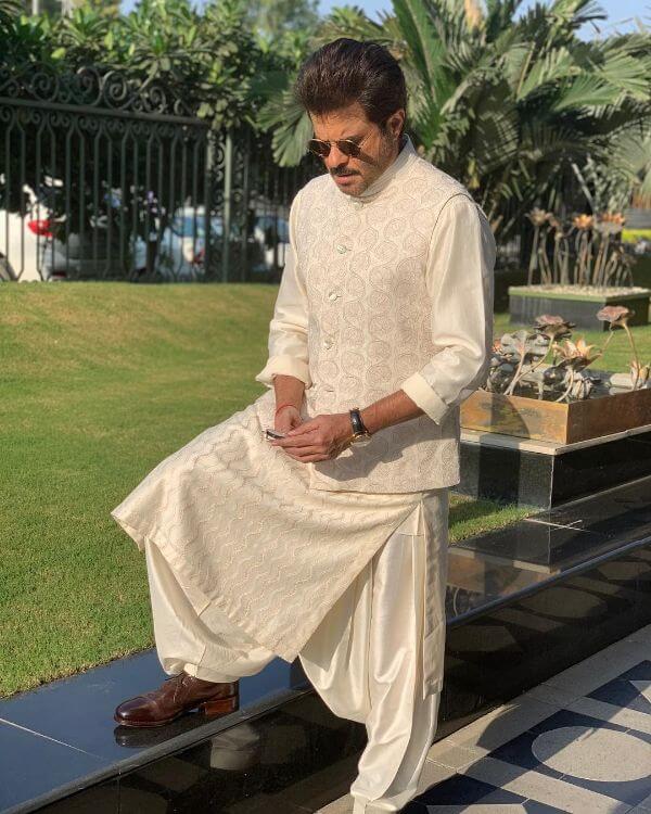 Bollywood’s Young-Looking Actor Anil Kapoor Rocks The Ethnic Wear Perfectly, Have A Look - 5