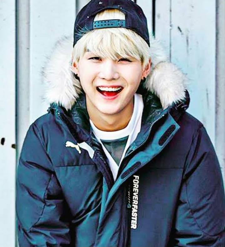 BTS Members Rock The Fur Jacket Look, See Pictures Of Them - 6