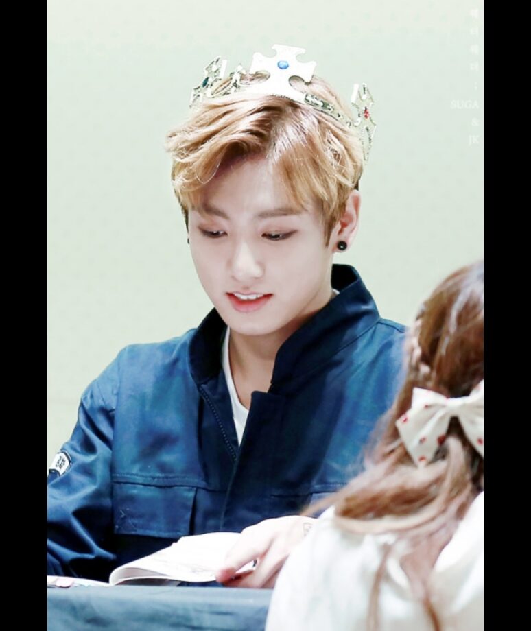 BTS Star Jungkook Goes From Blonde To Blue: Looks Freaking Hot, See Here - 1