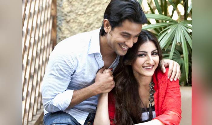 Couple Goals Of Kunal Khemu With Soha Ali Khan - 1