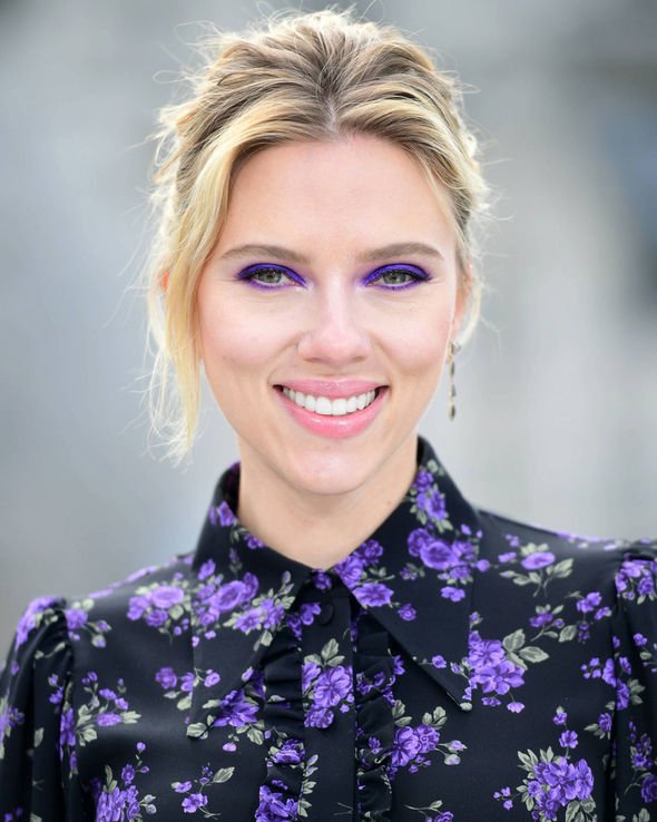 Don’t Miss Out: Scarlett Johansson Gorgeous Looks In Floral Printed Outfit - 2