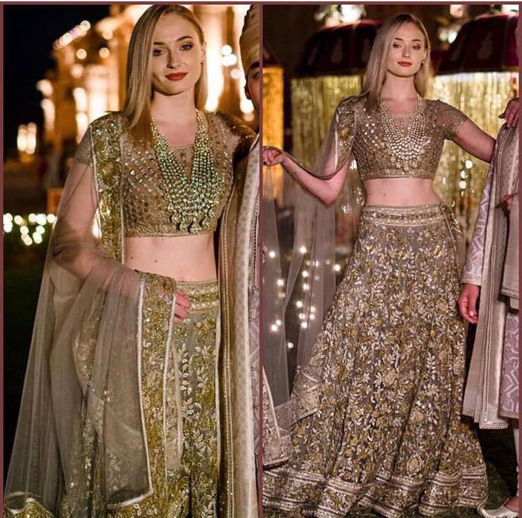 Elegant Looks Of Sophie Turner In India Ethnic Wear - 0