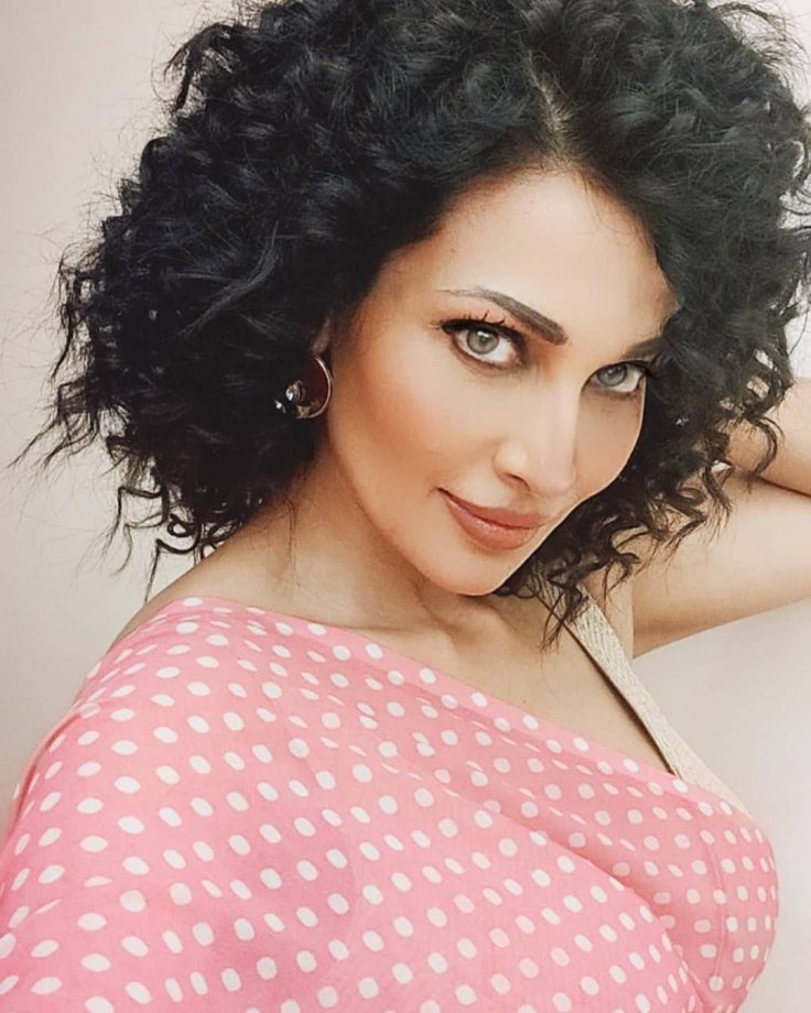 Flora Saini's Hair Goals To Inspire You 836862