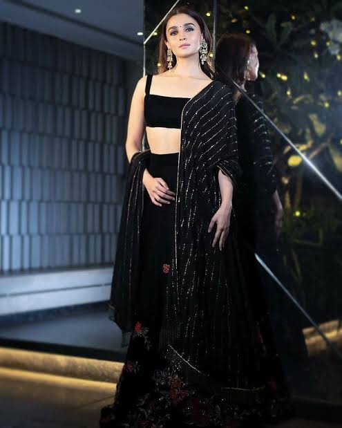 From Katrina Kaif To Kareena Kapoor: Hotties Who Approved Love For Black Lehenga - 2