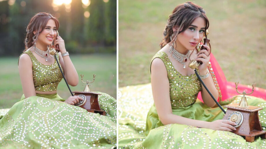 Green heavily mirror embellished lehenga looks of beauty Mahira Sharma 361479