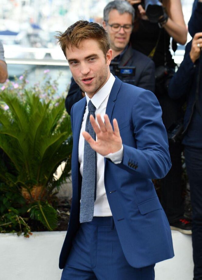 Hot Looks Of Robert Pattinson In Formal Outfits: See Here - 2