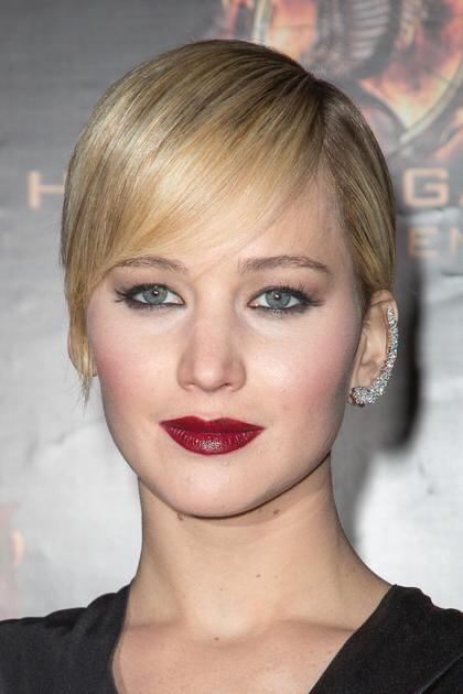 Jennifer Lawrence Top Three Ornaments You Love The Most - 2