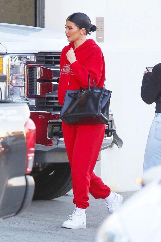 Jennifer Lopez Vs Hailey Baldwin Vs Kylie Jenner: Who Wore The Tracksuit To Perfection? - 0