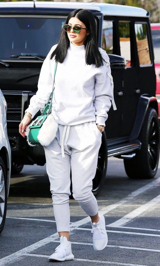 Jennifer Lopez Vs Hailey Baldwin Vs Kylie Jenner: Who Wore The Tracksuit To Perfection? - 2