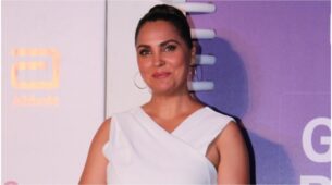 Lara Dutta Reacts To A Fan Who Notices She Hasn’t Changed Phone Cover: Says ‘I Thought I Was Poor’