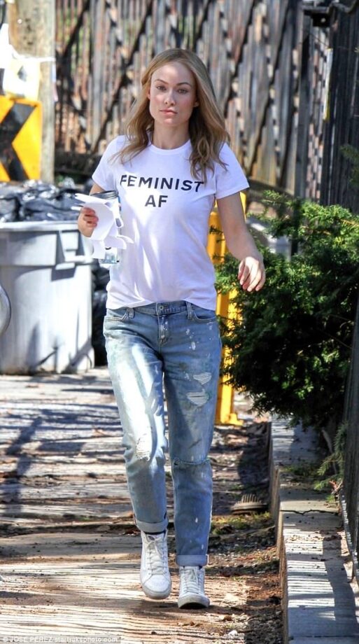 Olivia Wilde Looks Hot In Simple Tees, See Here - 1