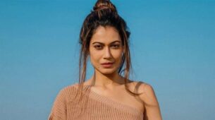 Big News: Case registered against Payal Rohatgi for her alleged defamatory video against Mahatma Gandhi, Jawaharlal Nehru and others