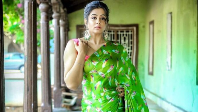 Priya Mani Looks Pretty In Green Outfits, See Here - 3