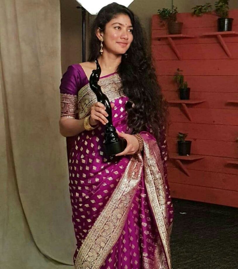 Sai Pallavi and her hottest saree looks - 0