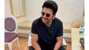Sharad Kelkar Looks Hot In All Black