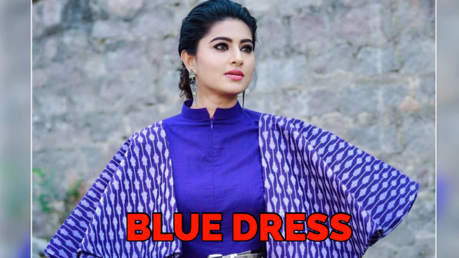 Sneha Prasanna Look Stunning In Blue Dress With Oversized Sleeves 341185