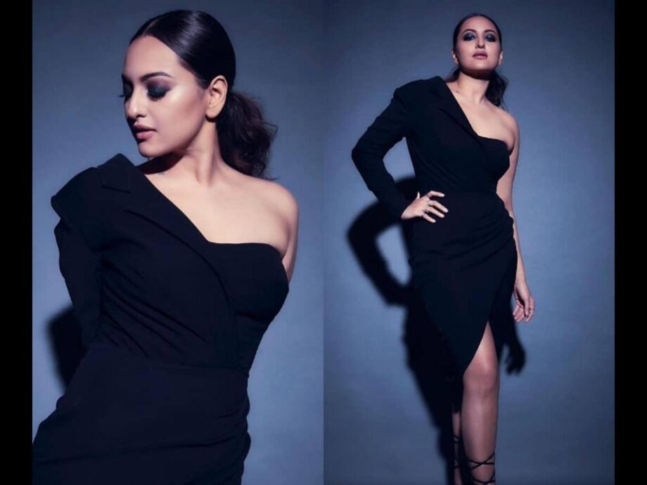 Sonakshi Sinha’s Best Looks In Bodycon Dress - 0