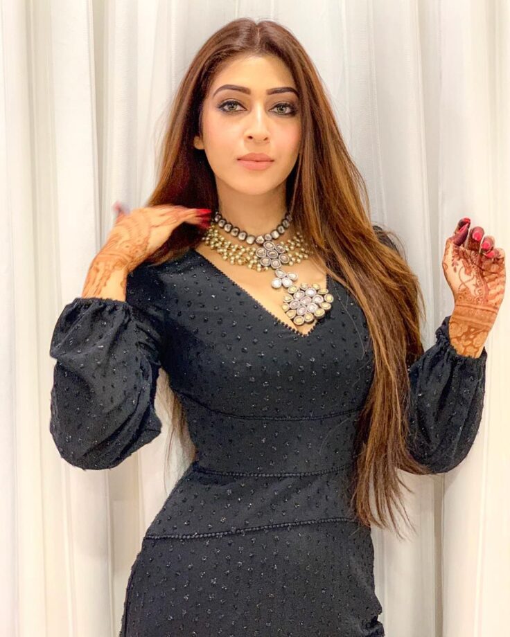 Sonarika Bhadoria’s Best Looks In Black Outfits - 1