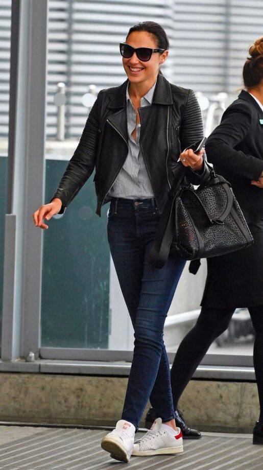 Stylish And Stunning Airport Looks Of Gal Gadot, See Here - 2