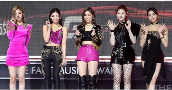 The Fact Music Awards 2020: Who Looks Stunning? Mamamoo Vs Twice Vs Itzy? Vote Here - 1