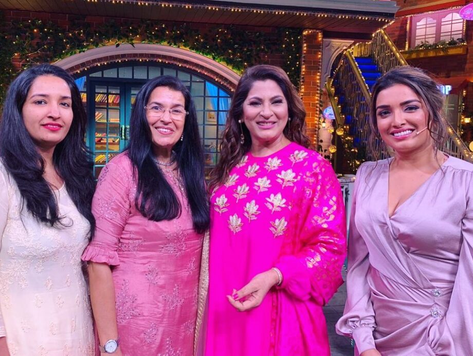 Throwback Looks Of Amrapali Dubey From The Kapil Sharma Set - 1