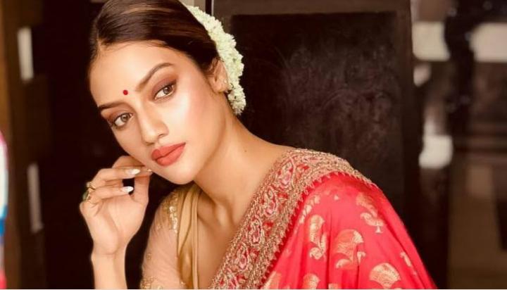 Top 3 Ethnic Looks Of Beauty Nusrat Jahan - 2