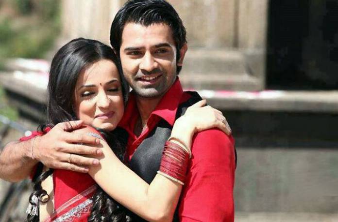 Top Romantic Moments Of Arnav and Khushi from Iss  Pyaar Ko Kya Naam Doon - 0