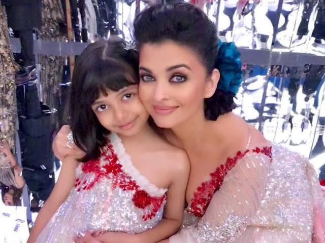 Want Latest Hair Cut For Baby Girls? Have A Look At Aaradhya Bachchan And Inaaya Kemmu - 0