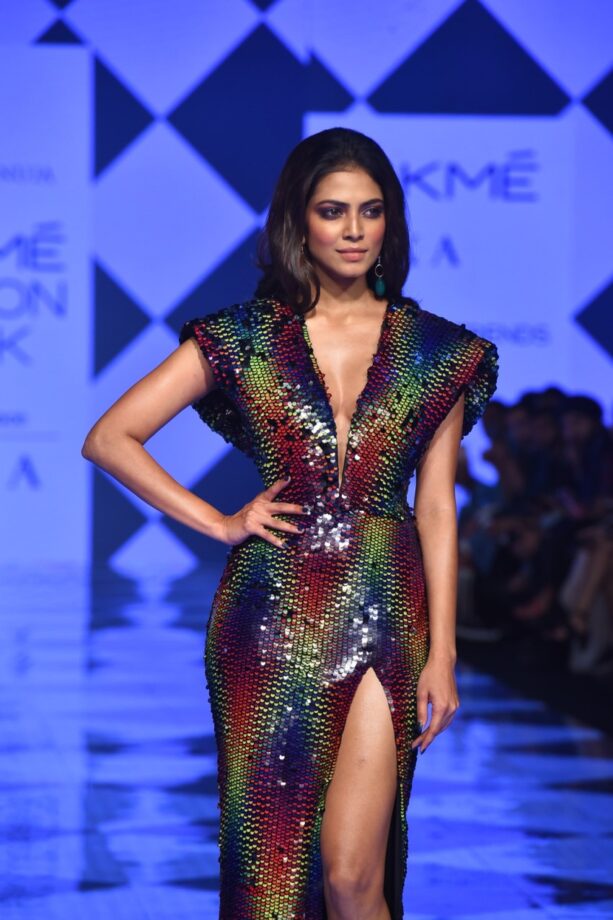 What Makes Malavika Mohanan The “Queen” Of Ramp Fashion - 1