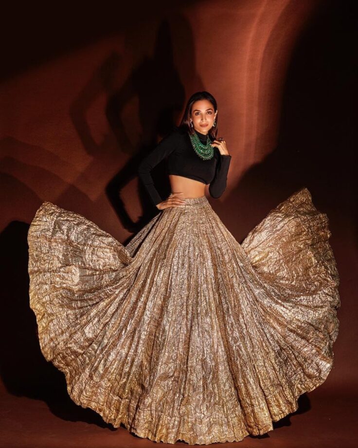 3 Looks Of Spicy Hot Malaika Arora In Lehenga Are Making Netizens Skip Their Heartbeats - 1