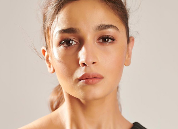 3 Unique Eye Makeups That Make You Look Outstanding 766809