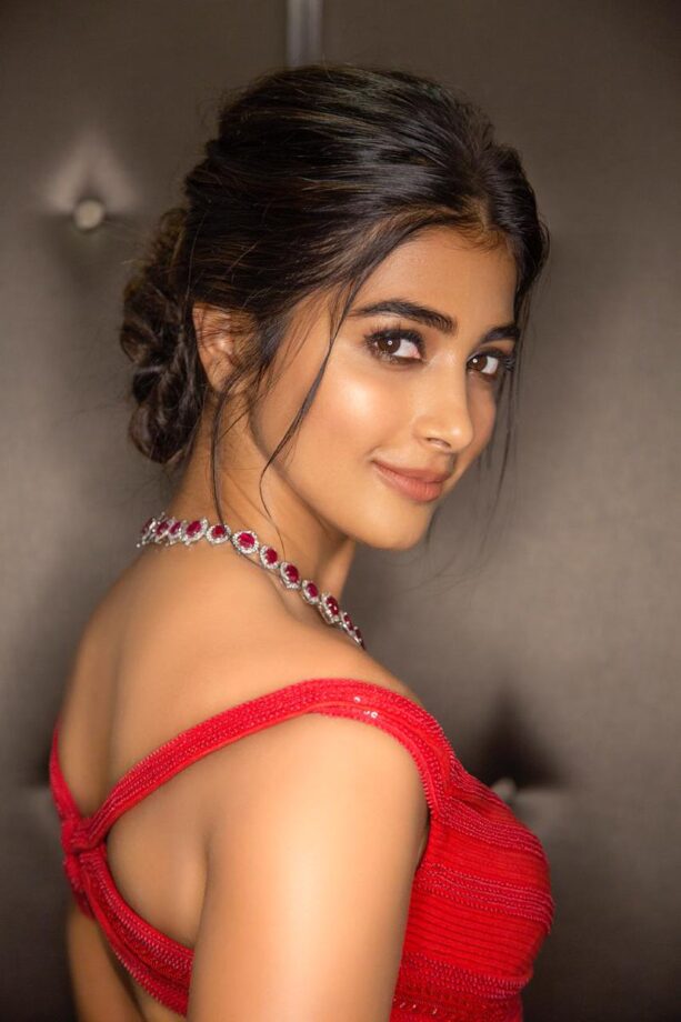 Pooja Hegde Looks Royal In Red Lehenga, Pictures Here - 1