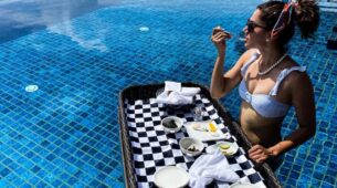 Pool Babe!! Taapsee Pannu’s Exotic Looks Enjoying In Pool, Have A Look