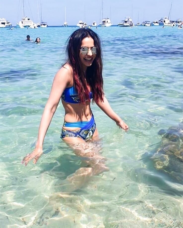 Beach Love: Tara Sutaria, Kiara Advani & Rakul Preet Singh’s Hottest Maldives Moments That Are Holiday Goals - 2