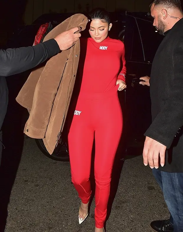 Best 5 Jumpsuit Looks By Kylie Jenner, Have A Look 766954