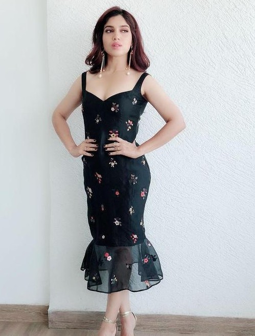 Bhumi Pednekar Melts Millions Of Hearts With Her Striking Looks In Black - 4