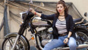 Bike Swag: TMKOC fame Jennifer Mistry Bansiwal poses hot with her “JAWA CLASSIC”, Malav Rajda asks for a ride