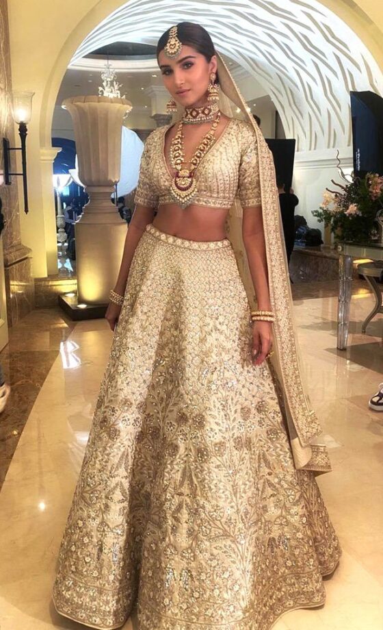 Bridal lehenga look of Tara Sutaria which will stun you, go check out here - 2