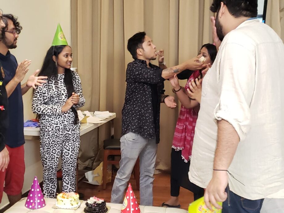 Contestant Pawandeep Rajan celebrates his birthday with his Indian Idol Family - 4