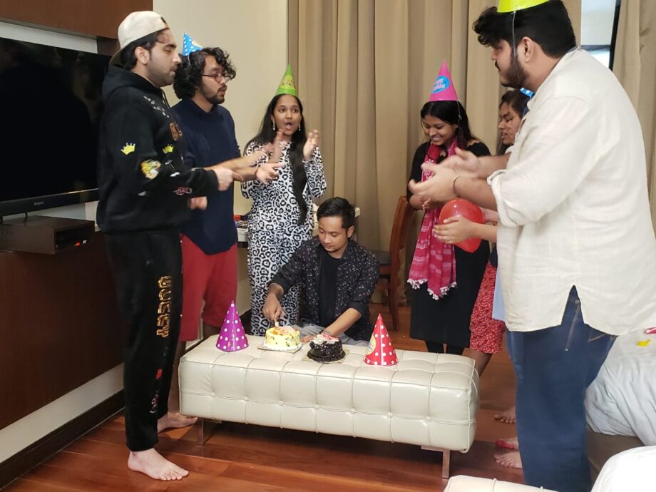 Contestant Pawandeep Rajan celebrates his birthday with his Indian Idol Family - 6