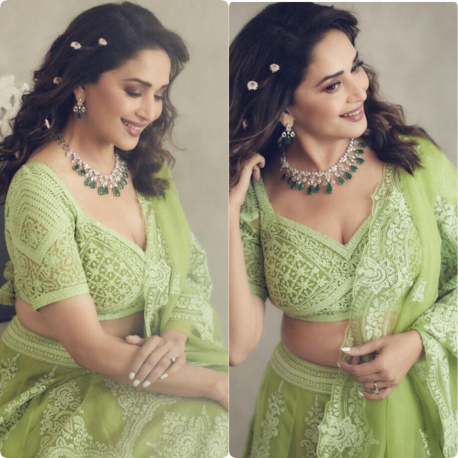 Evergreen Beauty Madhuri Dixit In Green Lehenga, Looks Mesmerizing - 2